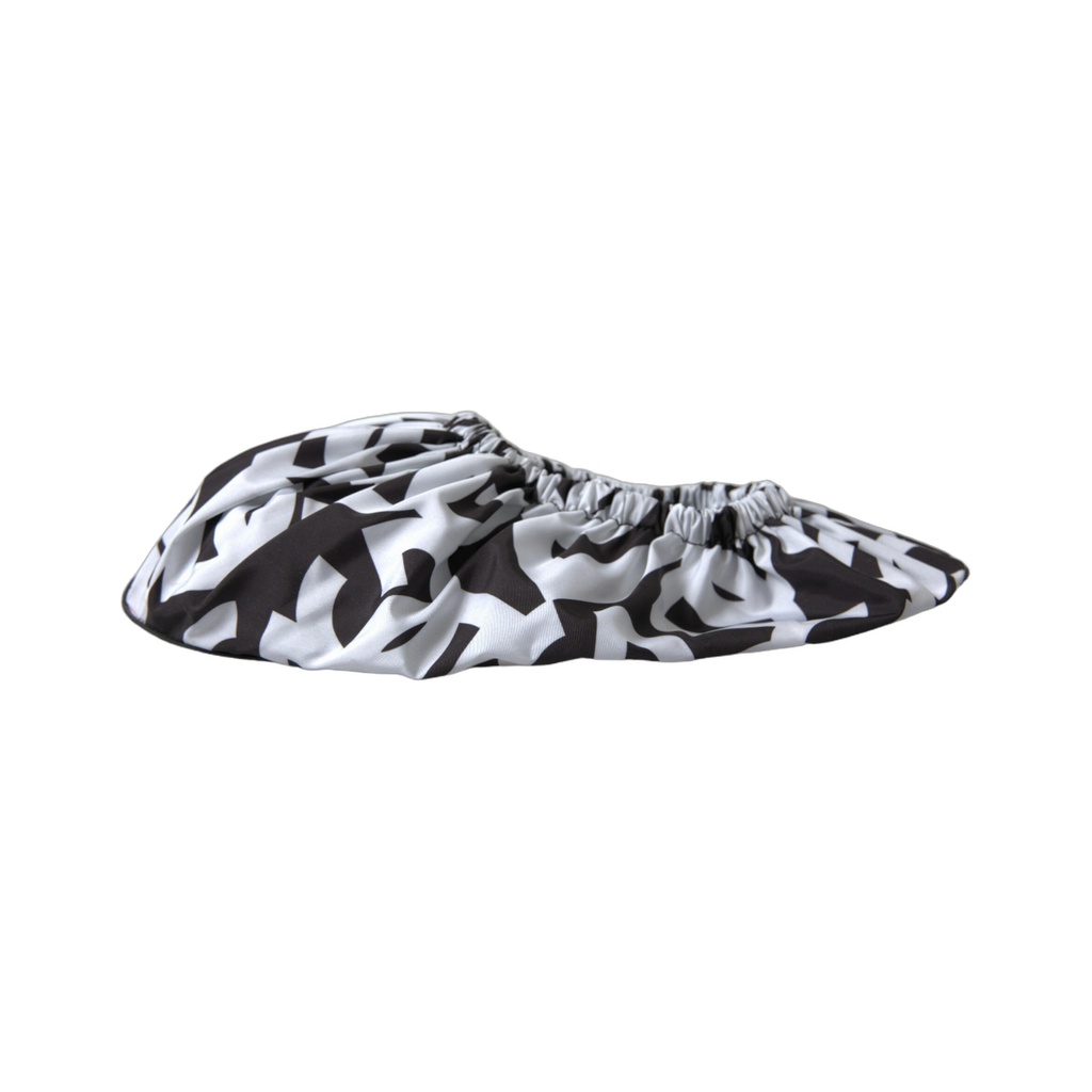 Chic Monochrome Slip-On Flats